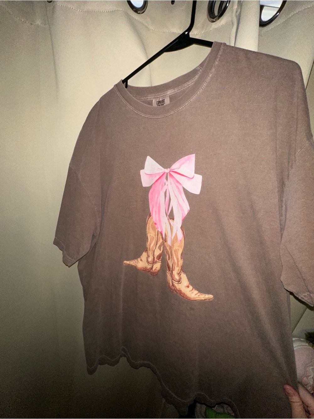 Comfort Colors Women's Brown pink Cowboy Boots Bow T Shirt coquette size 2XL